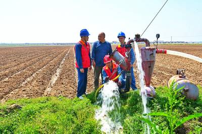 豐城供電當(dāng)好鄉(xiāng)村企業(yè)&ldquo;電保姆&rdquo;